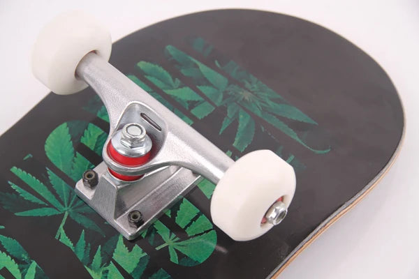 Skateboard Supplier 31*8 Inch 7 Ply Full Canadian Maple Complete Double Kick Skateboard